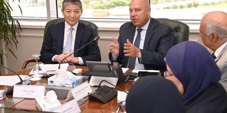 الصين ترغب في توسيع أراضي “تيدا” بـ"اقتصادية قناة السويس"