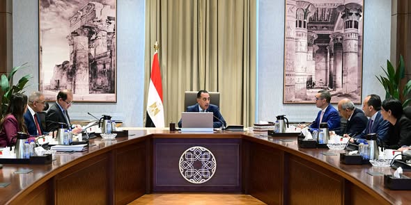 رئيس الوزراء يستعرض الفرص الاستثمارية المقرر طرحها الفترة المقبلة