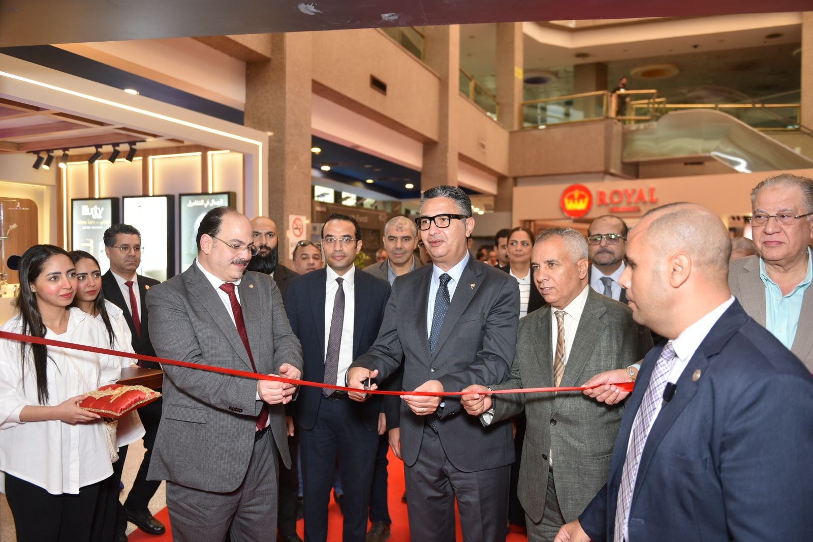 وزير التموين يفتتح معرض "سيراميكا ماركت 2025" في نسخته الـ17