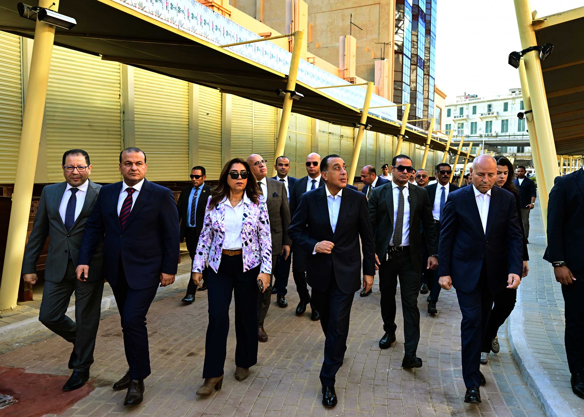 الحكومة تفتتح سوق العتبة بعد تطويره