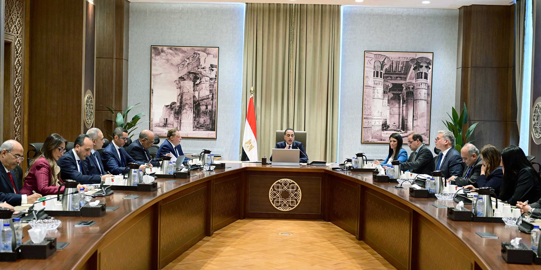 “مدبولى” يتابع موقف تنفيذ مشروعات الطاقة المُتجددة وربطها على الشبكة القومية للكهرباء