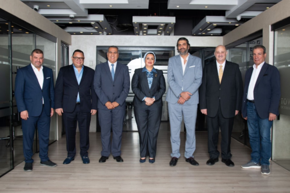 “ابتاون 6 أكتوبر” و”العاملين بالبنوك” توقعان اتفاقية تعاون لإطلاق برنامج لتملك المنازل