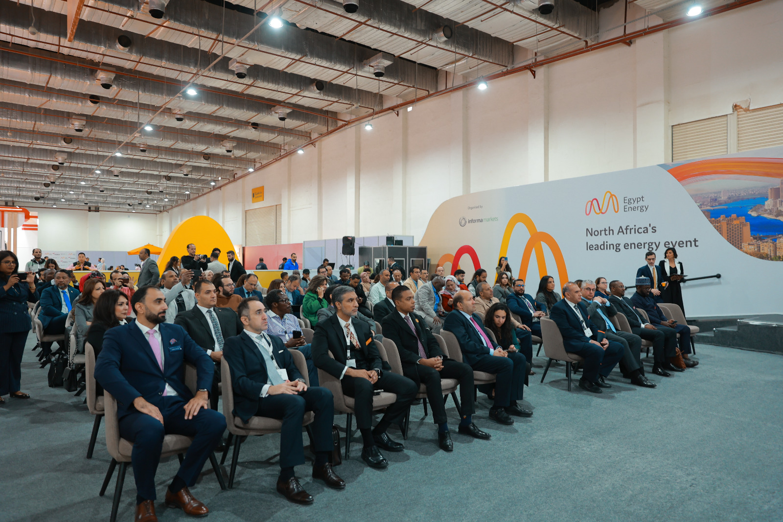 "مصر للطاقة" و"فايركس 2025" يمهدان الطريق لحقبة جديدة في التحول الطاقي