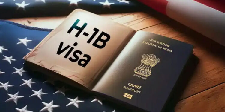 طعن في قرار "ترامب" بفرض رسوم 100 ألف دولار على تأشيرة عمل