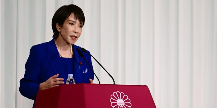 رئيسة الوزراء اليابانية سانايي تاكاييتشي