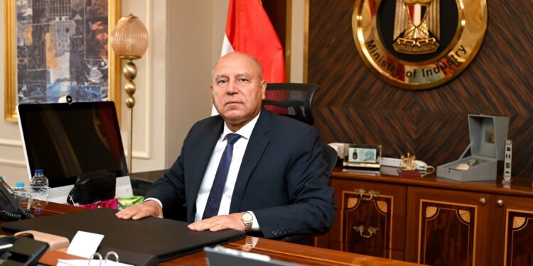 كامل الوزير