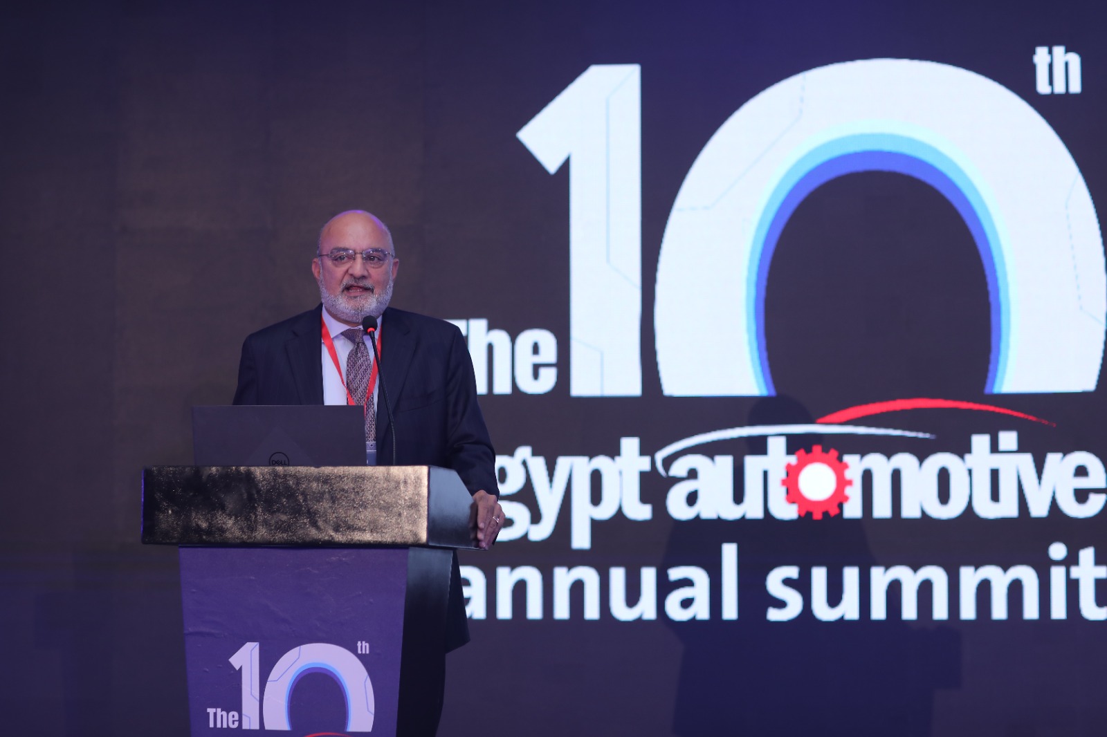 أنكوش أرورا، الرئيس التنفيذى لشركة منصور للسيارات