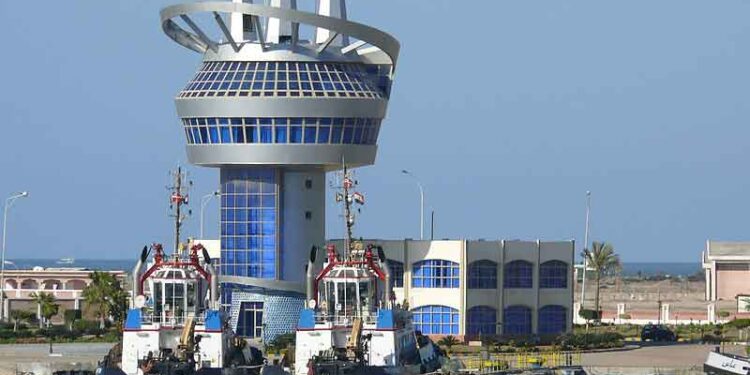 ميناء دمياط