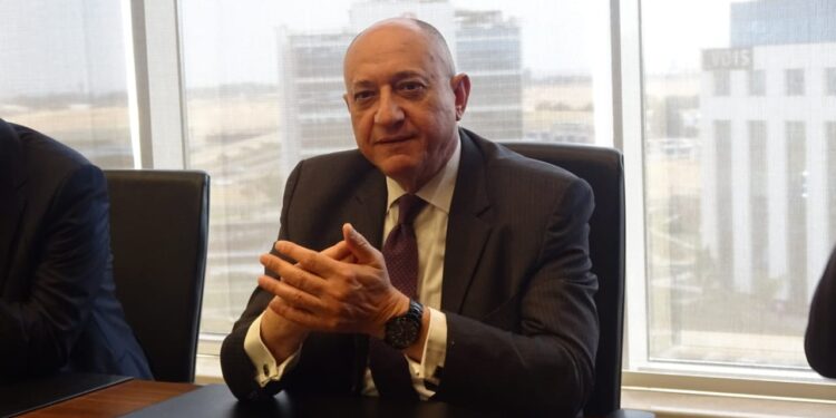 محمد غنام الشريك التنفيذي في مكتب بيكر آند ماكينزى