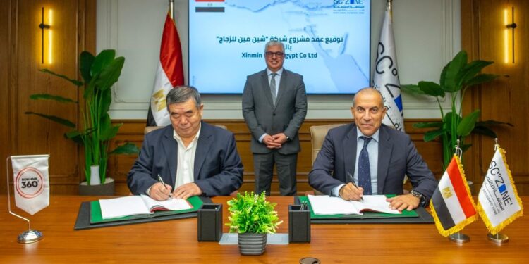 "السويدي للتنمية الصناعية" توقع عقد إنشاء مصنع للأواني الزجاجية بـ70 مليون دولار