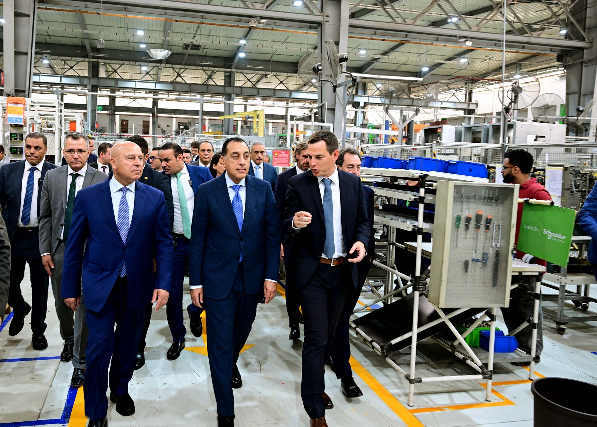 افتتاح توسعات مصنع "شنايدر إلكتريك" في مصر باستثمارات 8 ملايين يورو