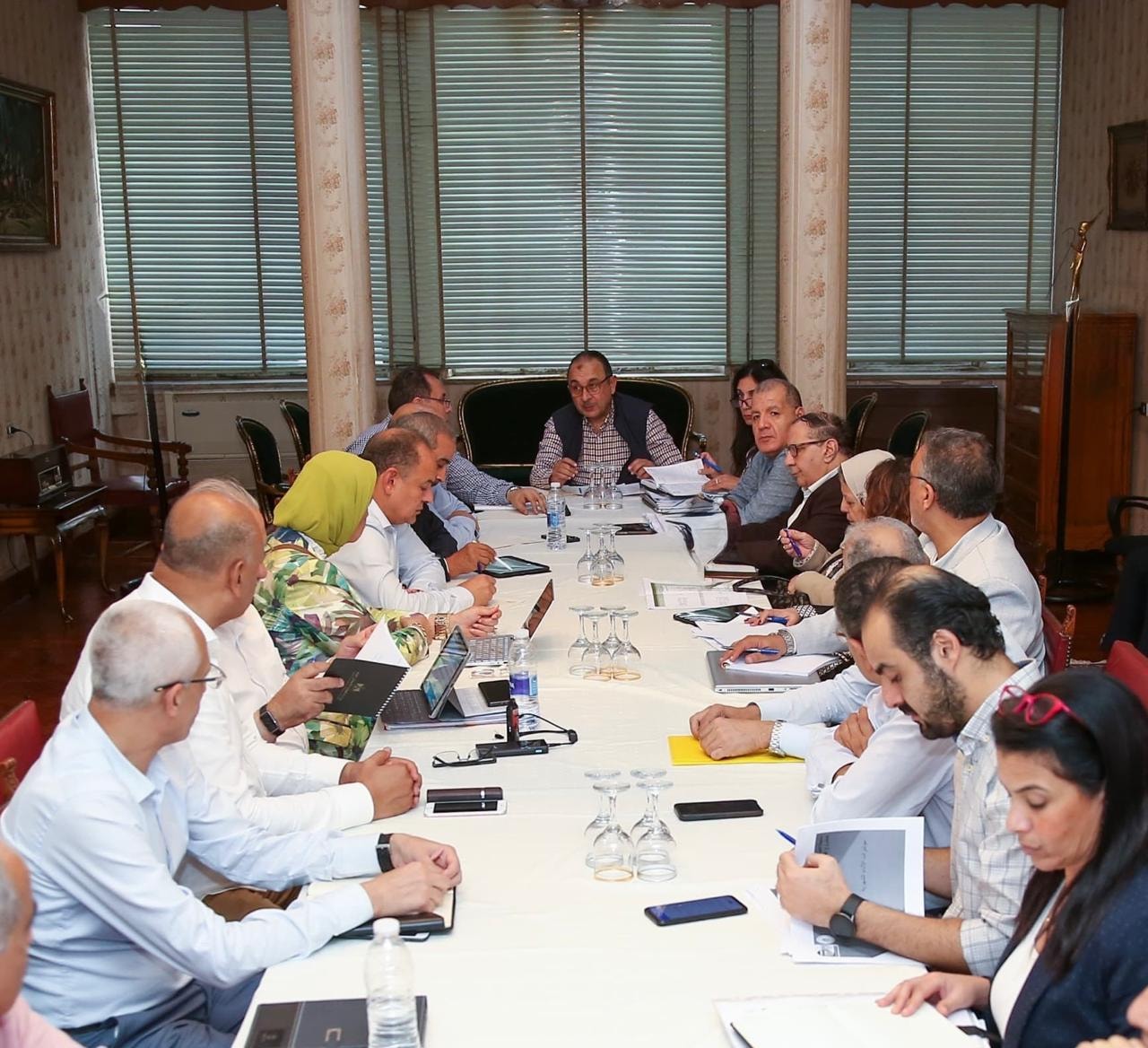 وزير قطاع الأعمال: خطة تطوير صناعة الغزل والنسيج تمتد على مساحة مليون متر فى 7 محافظات