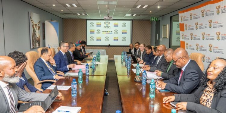 مصر وجنوب أفريقيا تبحثان تعزيز العلاقات الاقتصادية