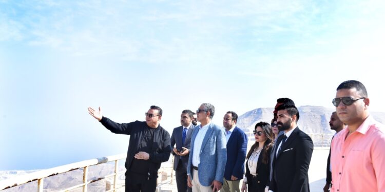 وضع اللمسات النهائية على الخطة الترويجية للاستثمار بمدينة الجلالة