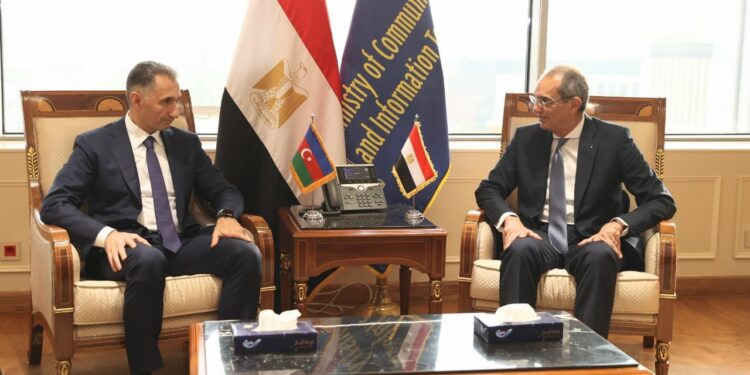 مصر وأذربيجان تبحثان التعاون في مجالات الاتصالات وتكنولوجيا المعلومات