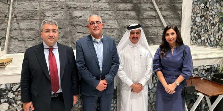 الحكومة تبحث مع غرفة الصناعة القطرية ضخ استثمارات جديدة بمصر