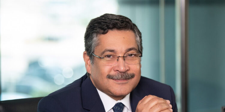 حسن غانم، الرئيس التنفيذي العضو المنتدب لبنك التعمير والإسكان