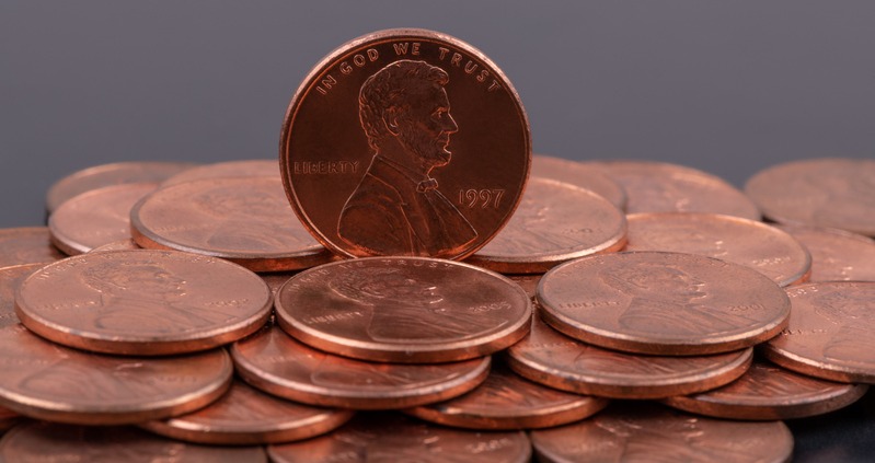 قرار "ترامب" بوقف سكّ "البنس" يربك الأسواق الأمريكية