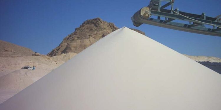 الرمال البيضاء