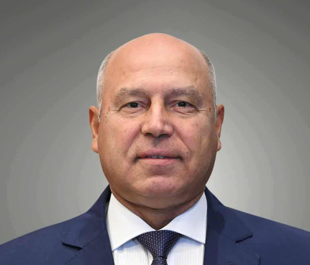 الفريق مهندس كامل الوزير، نائب رئيس مجلس الوزراء للتنمية الصناعية ووزير الصناعة والنقل،