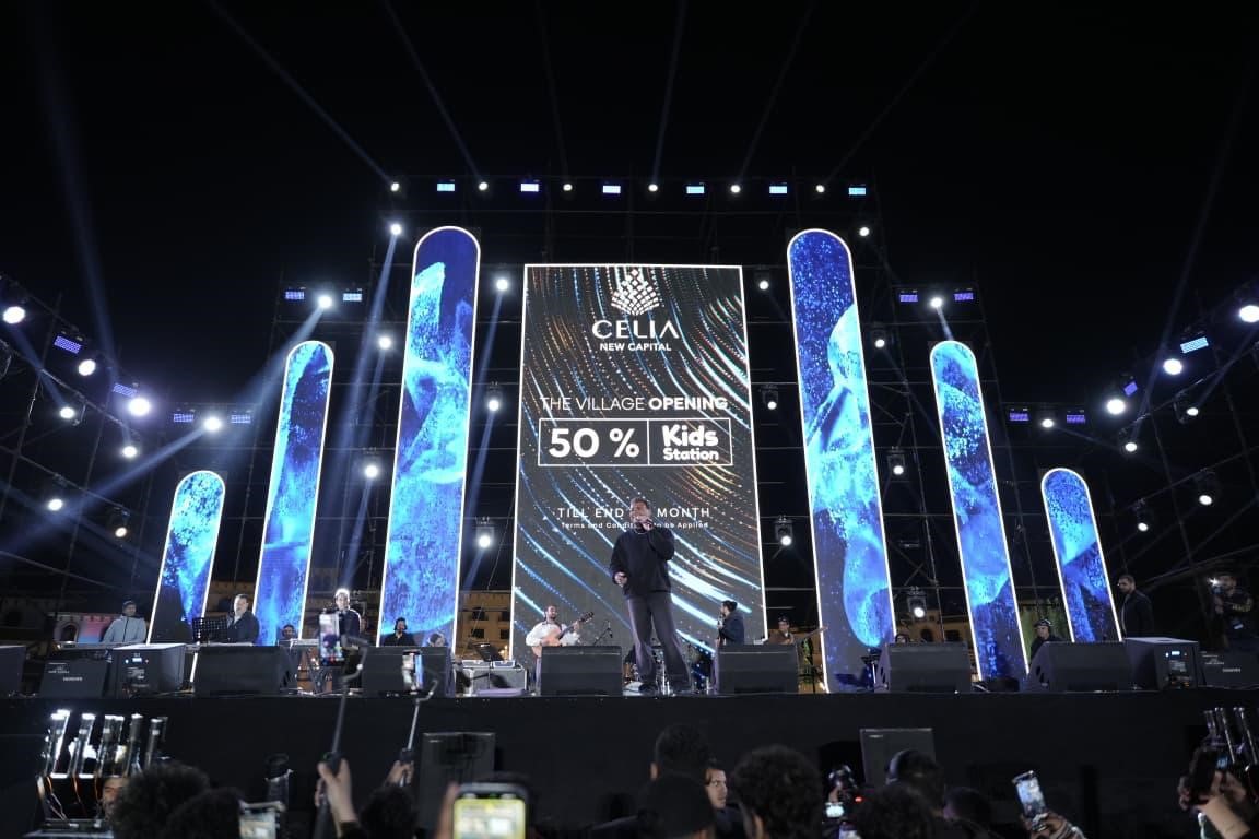 وسط حضور الآلاف في سيليا.. رامي صبري يحيي حفل افتتاح “The Village”