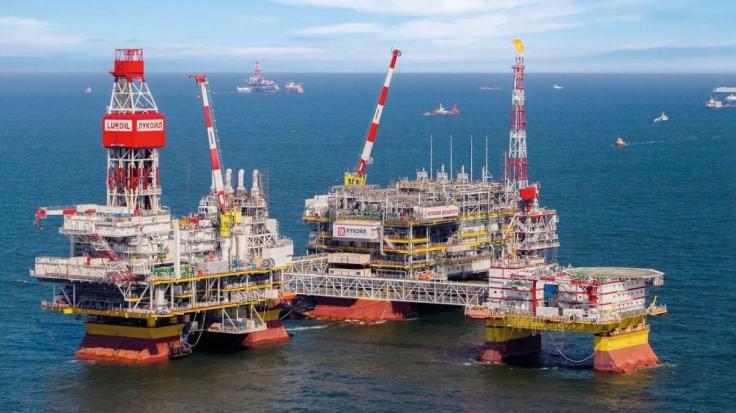 منصة إنتاج النفط .. أرشيفية