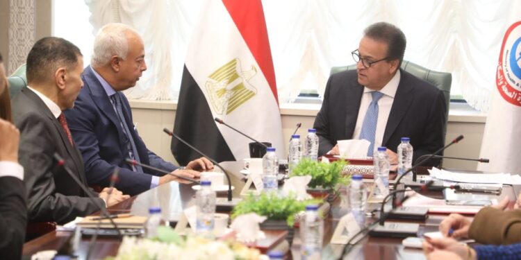 وزير الصحة يبحث مع "جمجوم فارما" التعاون في توطين صناعة الدواء