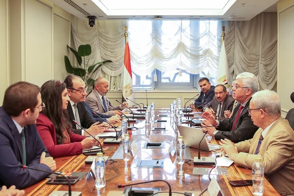 الحكومة تبحث إنشاء أول مدينة تعليمية جامعية متكاملة في إقليم الدلتا