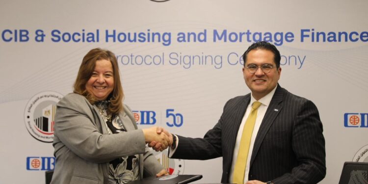اتفاق بين "الإسكان الاجتماعي" و"CIB" لزيادة مبلغ التمويل العقاري لـ12 مليار جنيه