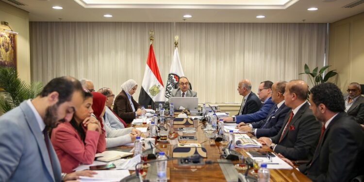 23% نموًا في إيرادات "القابضة للسياحة" بـ4 أشهر من 2025-2026