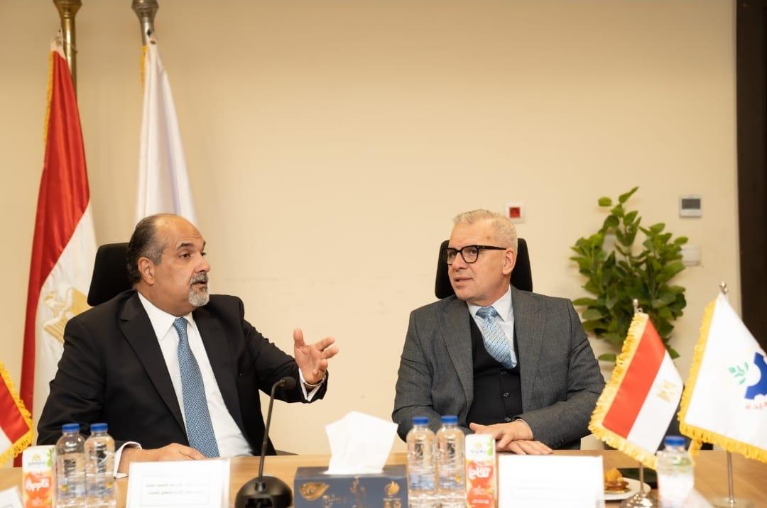 «الأولى» توقع بروتوكول تعاون مع «الإسكان» لسد فجوة تمويل الوحدات المتوسطة