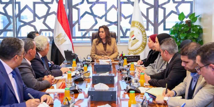 "البيئة" تبحث فرص الاستثمار المستدام بالمحميات الطبيعية