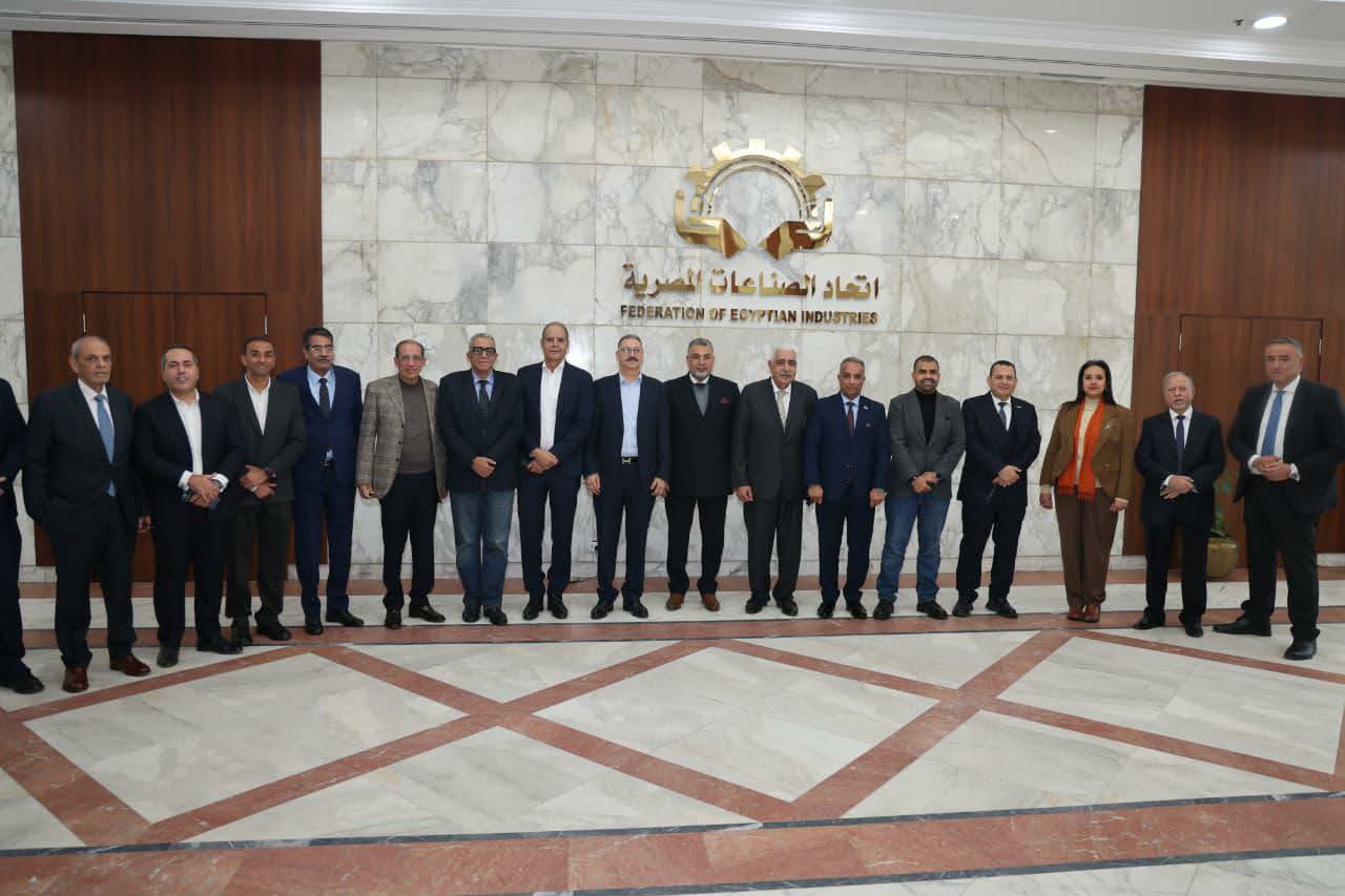 أحمد حافظ رئيساً لمجلس إدارة غرفة صناعات مواد البناء