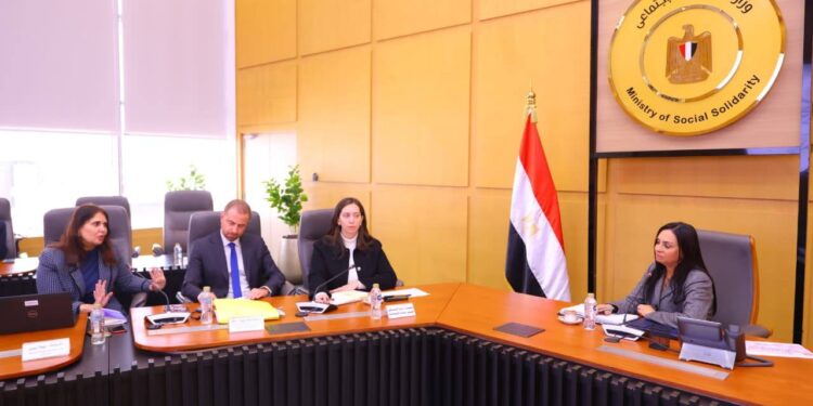 "التضامن الاجتماعي" تستعرض مع البنك الدولي مستجدات برنامج "تكافل وكرامة"