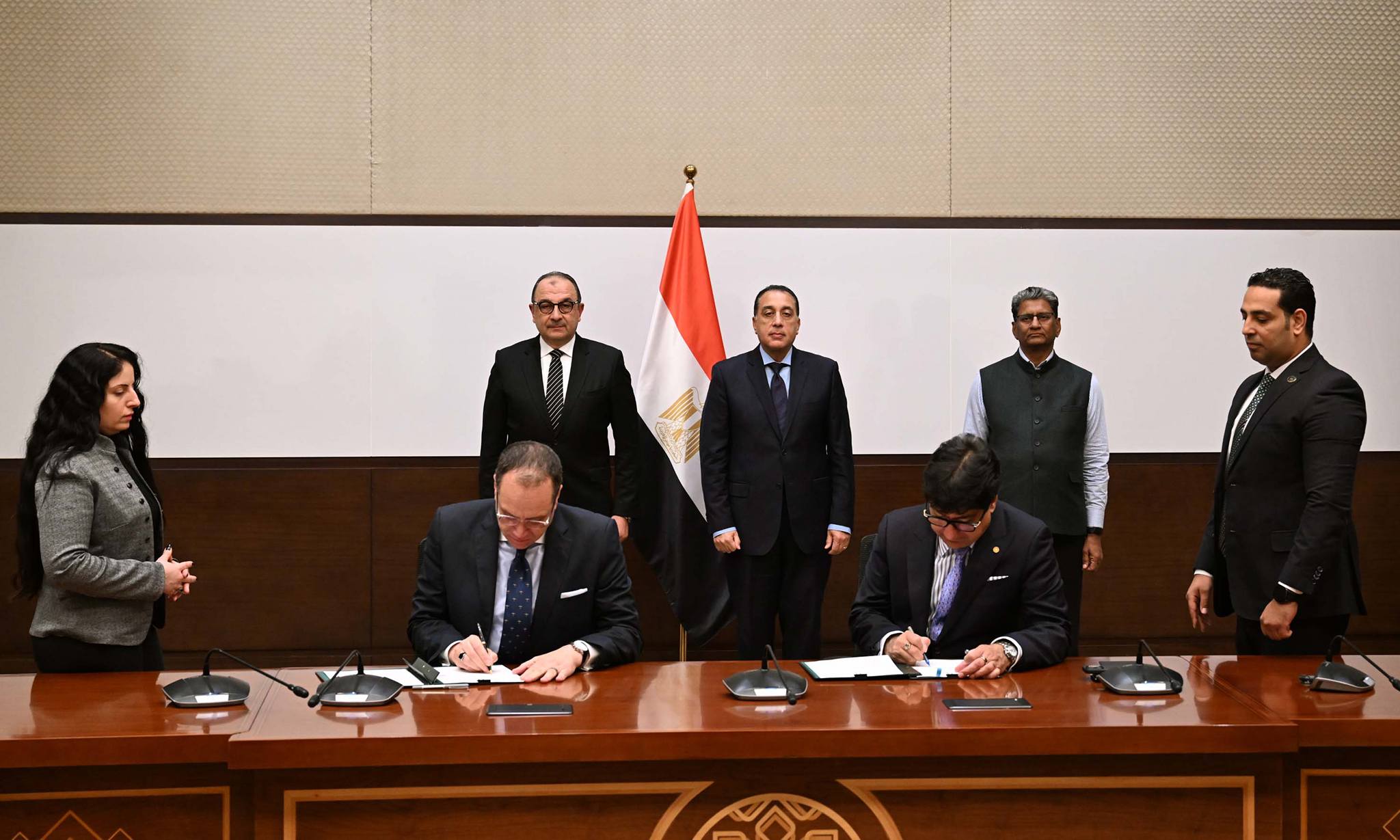 توقيع عقد تشغيل فندق الكونتيننتال التاريخى وسط القاهرة بعلامة “تاج” العالمية