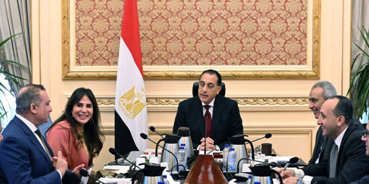 رئيس الوزراء يُتابع الموقف التنفيذي لمشروعات صندوق التنمية الحضرية