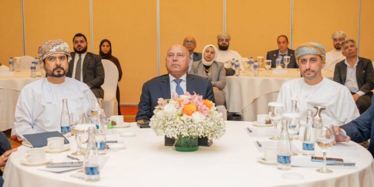 "الوزير": فائض عُمان من البولي بروبلين والنحاس قد يلبي احتياجات السوق المصرية