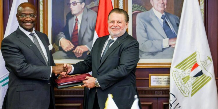 "المركزي" يتعاون مع "أفريكسيم" لإنشاء بنك للذهب في مصر