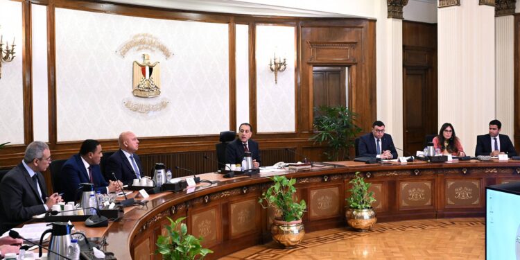 رئيس الوزراء يتابع تنفيذ مشروعات "رأس الحكمة الجديدة" و"شمس الحكمة"