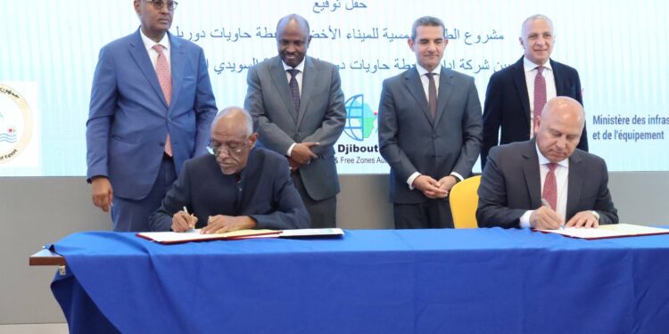 مصر وجيبوتي توقعان اتفاقيات في مجالات النقل البحري والمناطق اللوجستية