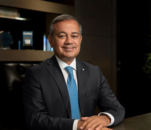 محمد على، الرئيس التنفيذى والعضو المنتدب لمصرف أبوظبى الإسلامى ـ مصر