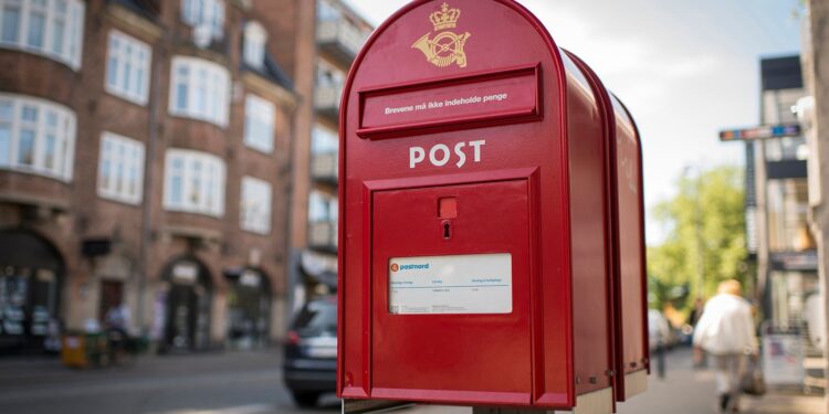 توقف خدمة البريد الدنماركية بعد 4 قرون من توصيل الرسائل