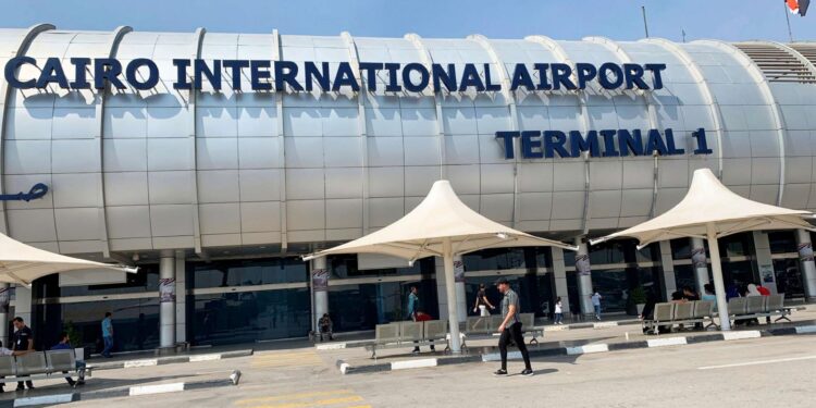 مطار القاهرة الدولي
