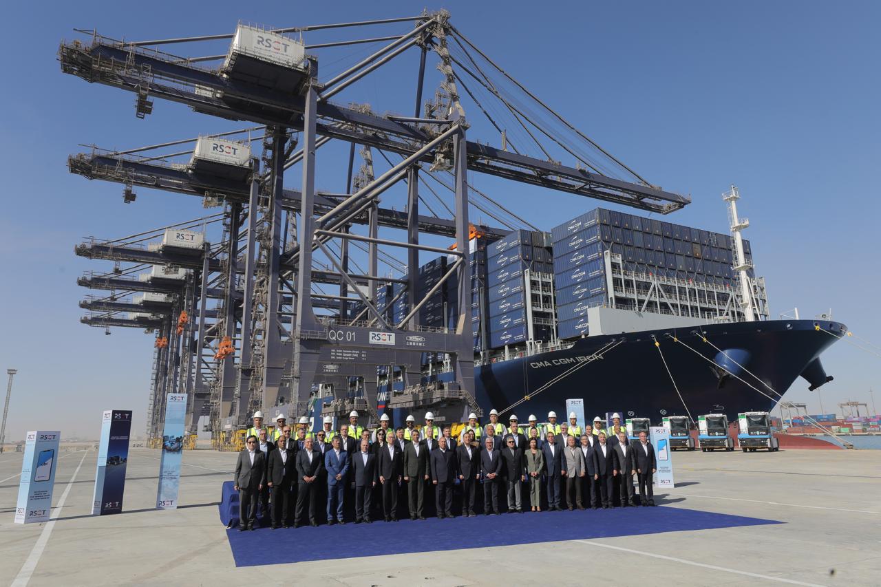 "البحر الأحمر" تفتتح رسميًا أول محطة حاويات نصف آلية في مصر