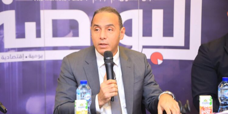 إسلام عزام، رئيس البورصة المصرية