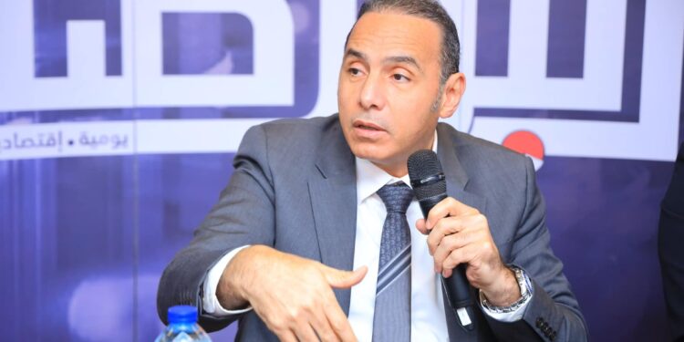 الدكتور إسلام عزام رئيس البورصة المصرية