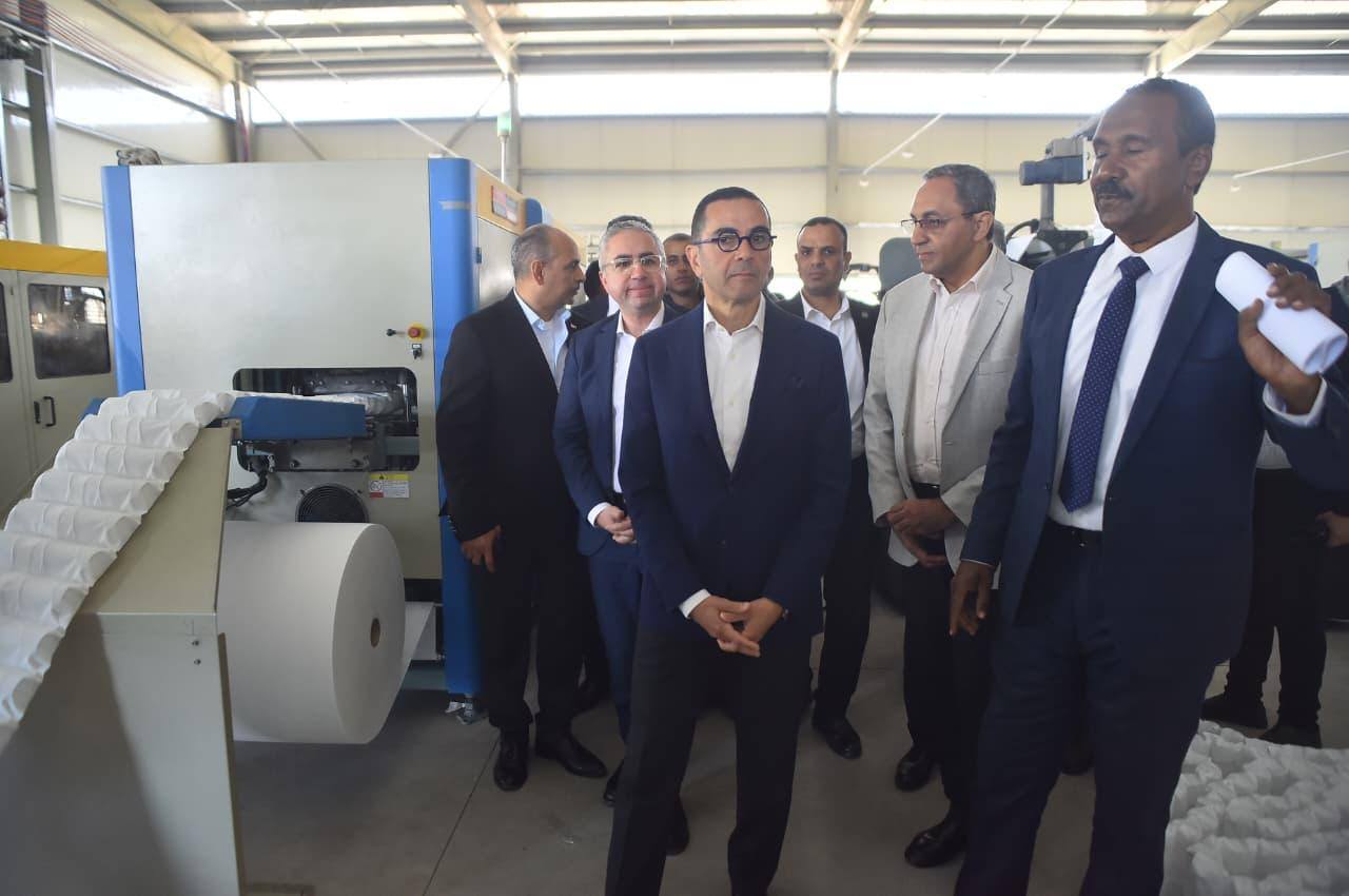 وزير الاستثمار في جولة بمحافظة الأقصر