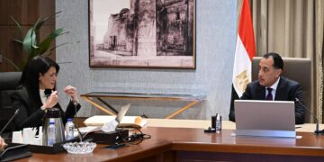 رئيس الوزراء يبحث آليات ترجمة مستهدفات "السردية الوطنية" إلى برنامج تنفيذي