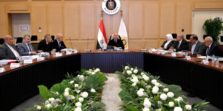 كامل الوزير: تفعيل دور مركز تحديث الصناعة ليسير وفق مسار استراتيجي