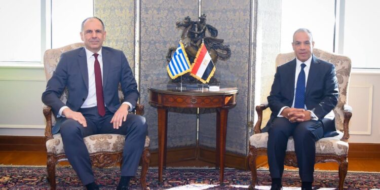 مباحثات مصرية - يونانية لدعم الشراكة الاستراتيجية